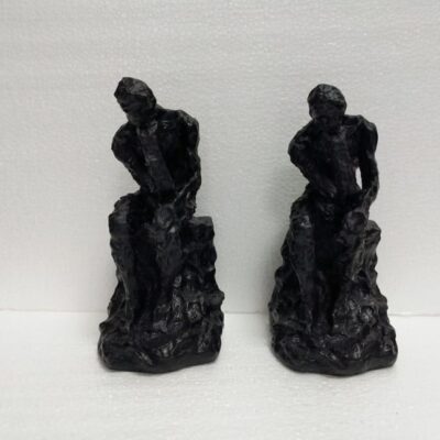LYN219 Scholar Bookends Black SET H:21cm